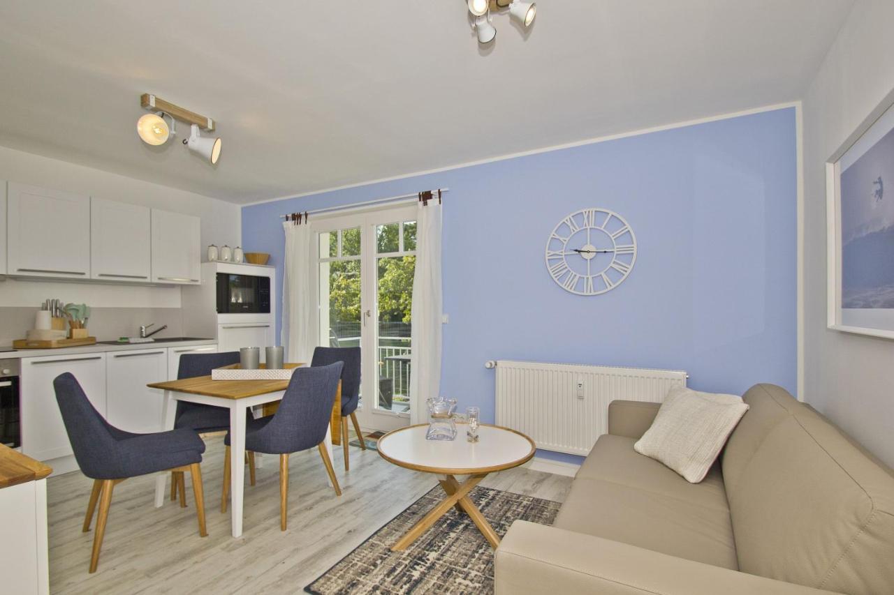 Moderne Ferienwohnung Mit Balkon, Meerblick - Ferienresidenz Zwei Boddenfewo 1-2 Lietzow エクステリア 写真